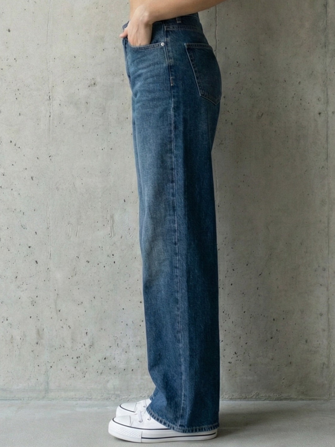 Stylish mid-wash straight-fit jeans for women
